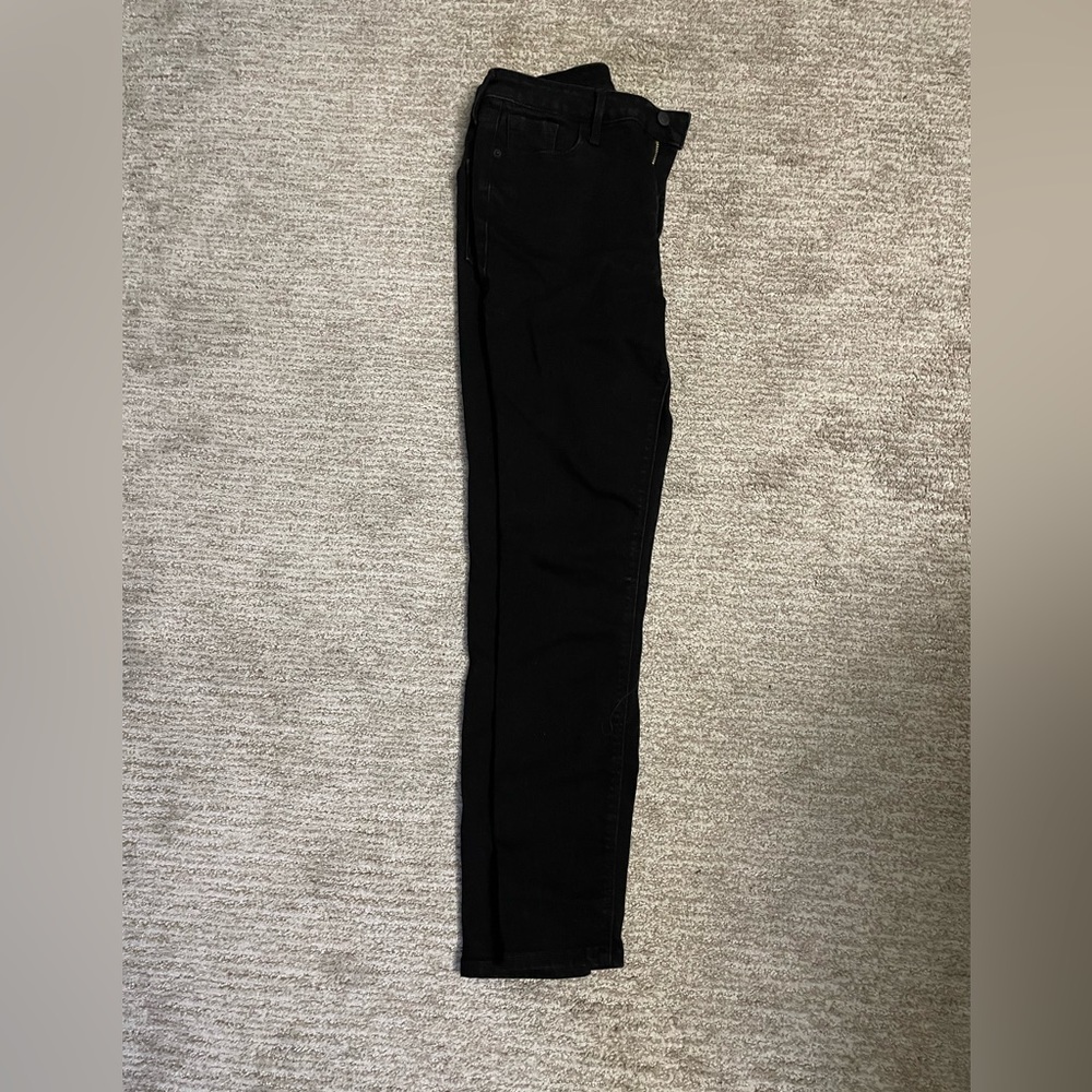 Black rockstar skinny jeans